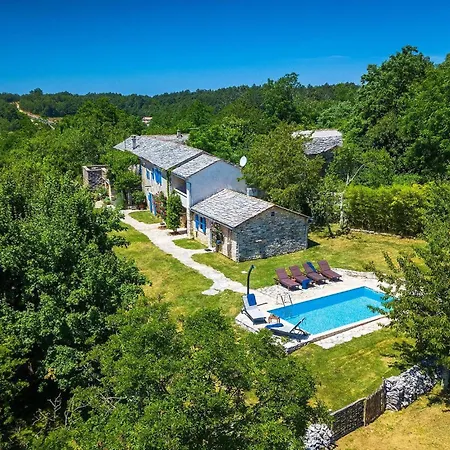 Сasa de vacaciones Village Miljavci *